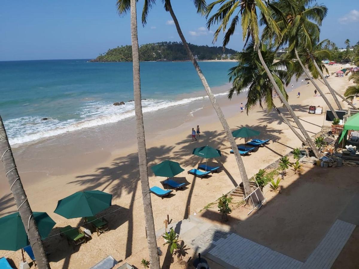 Suncoast Beach Hotel Mirissa Exteriör bild
